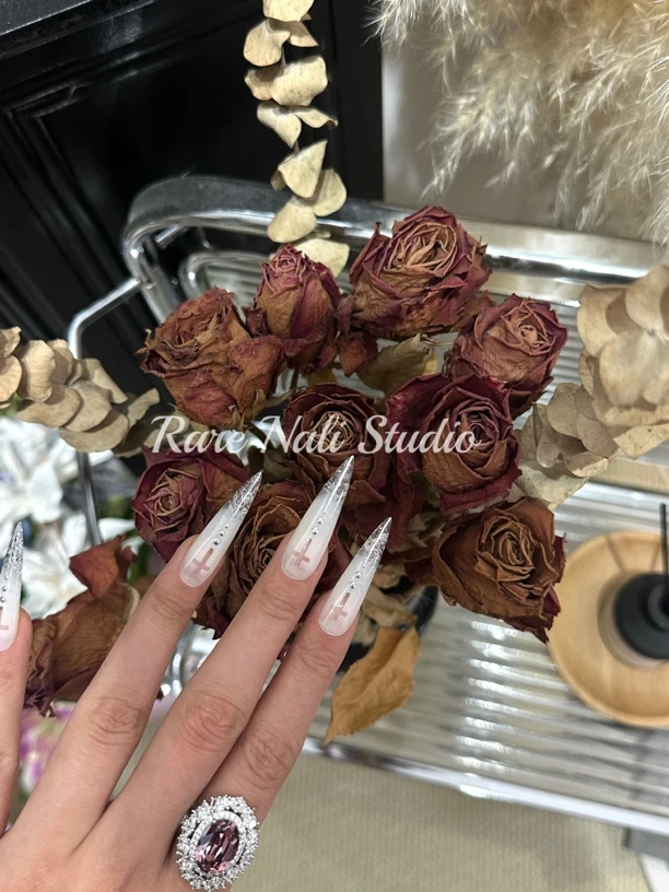 【圣女】rarenailstudio纯手工穿戴甲