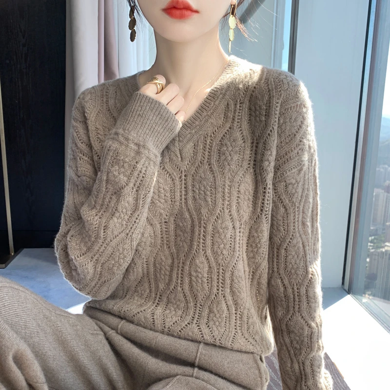 绒臻100%羊毛扭花V领针织衫宽松显瘦气质2024新款时尚百搭休闲