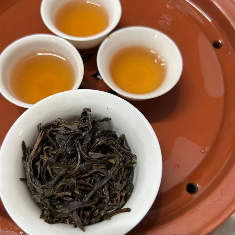 高山凤凰单枞茶高山赤叶头春碳焙蜜兰香鲜爽回甘回甜