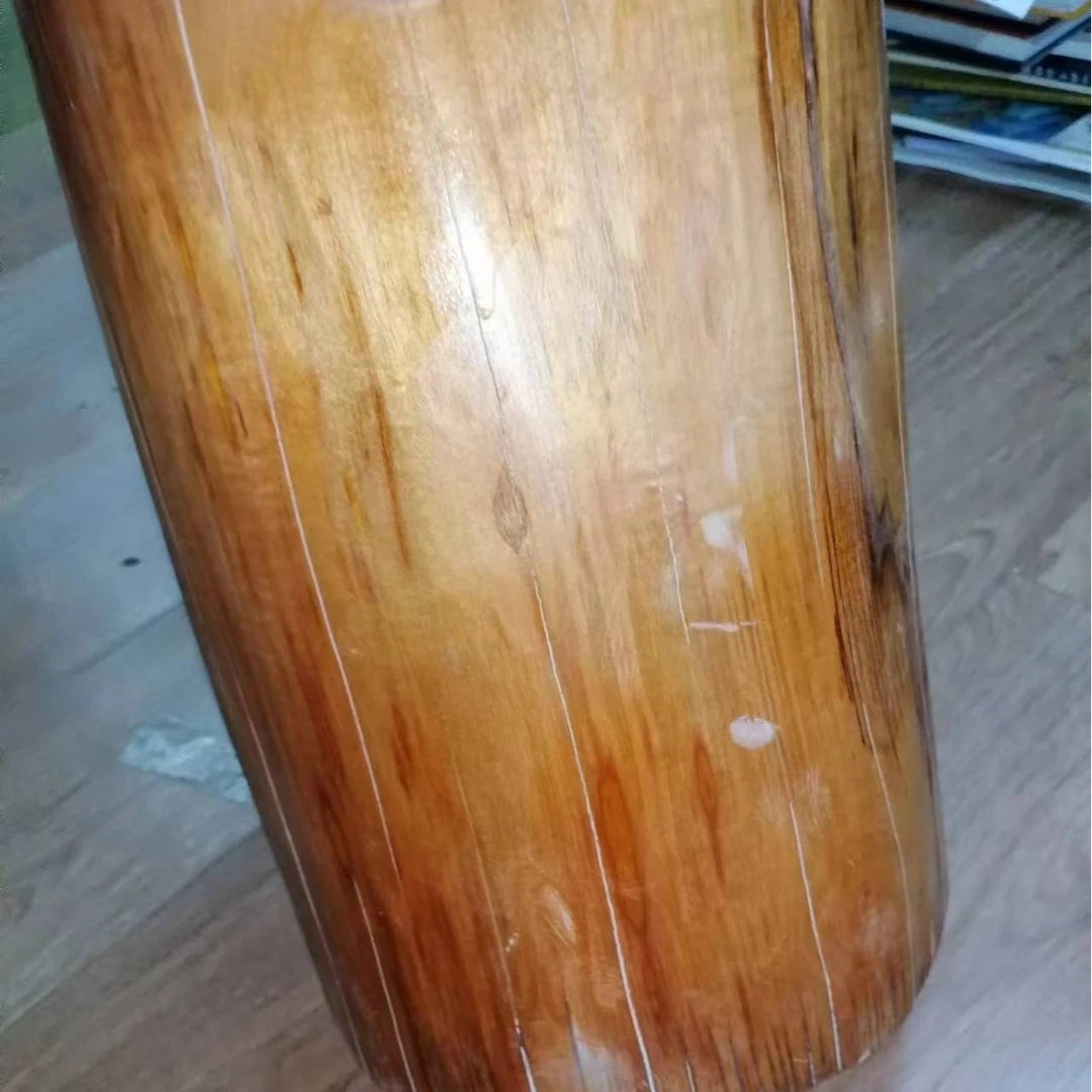整根榆木一根,可以做凳子,高30直径20,年轮40年,