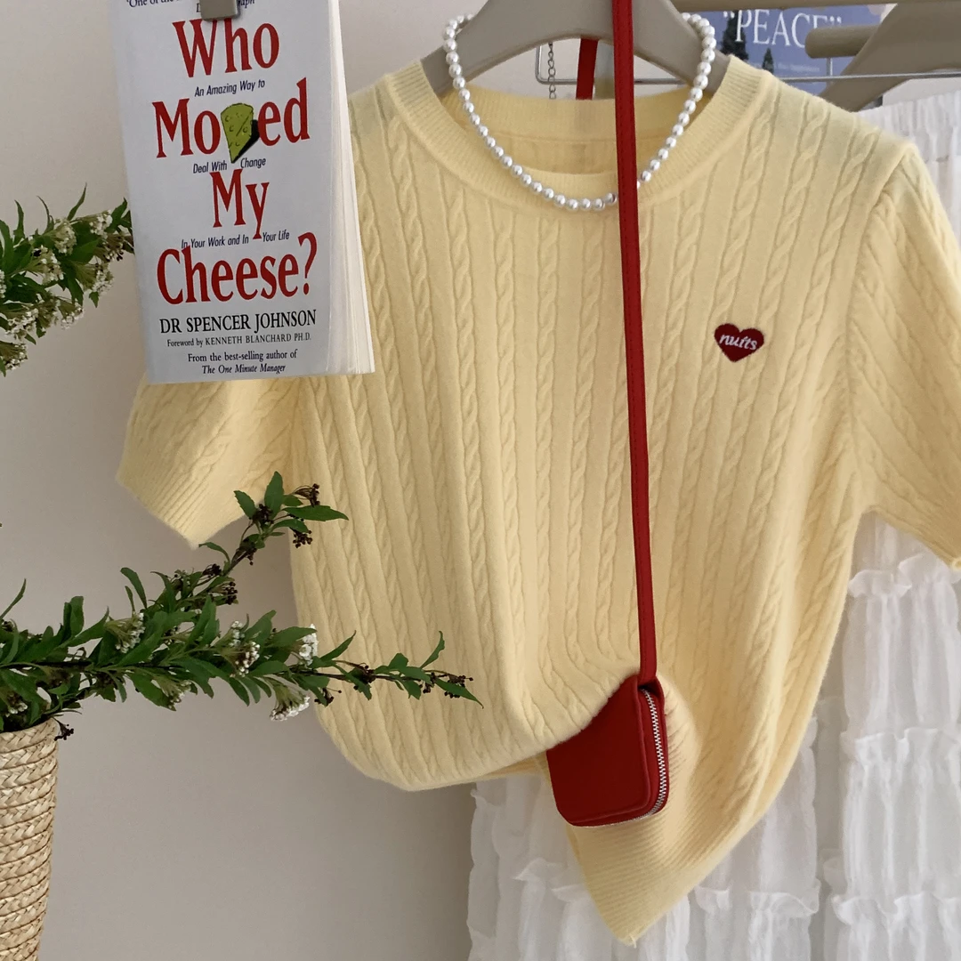 爱心刺绣针织圆领春秋麻花百搭宽松三分袖针织衫512