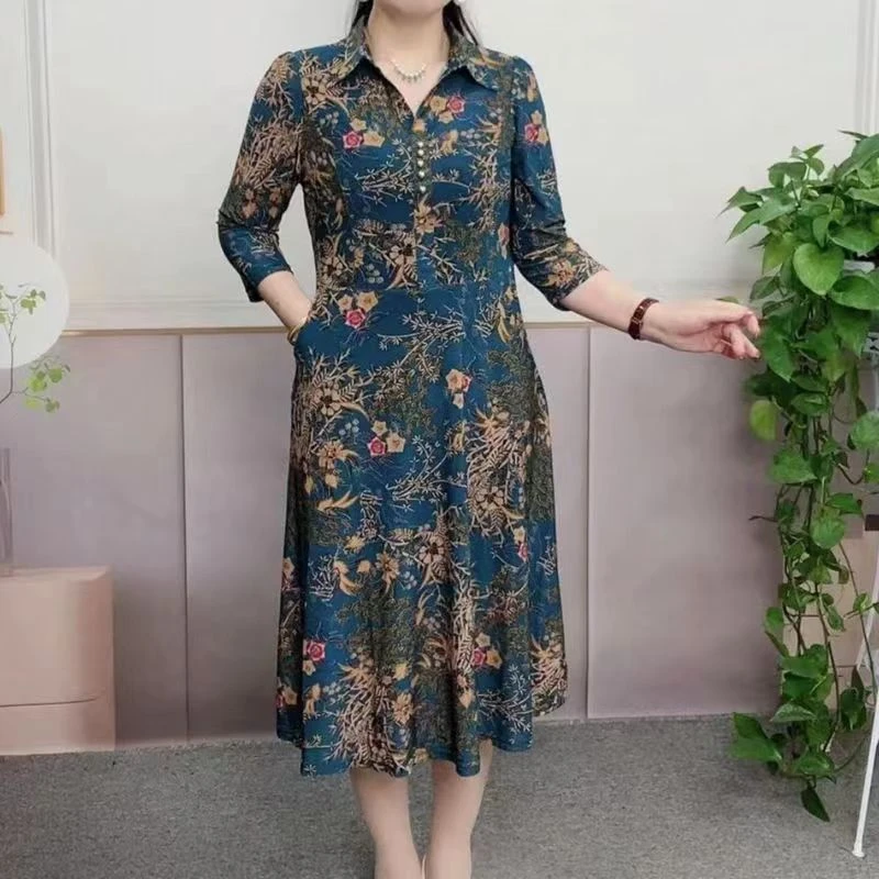 妈妈装宽松连衣裙大码复古碎花长裙遮肚中老年女夏季时尚裙子洋气