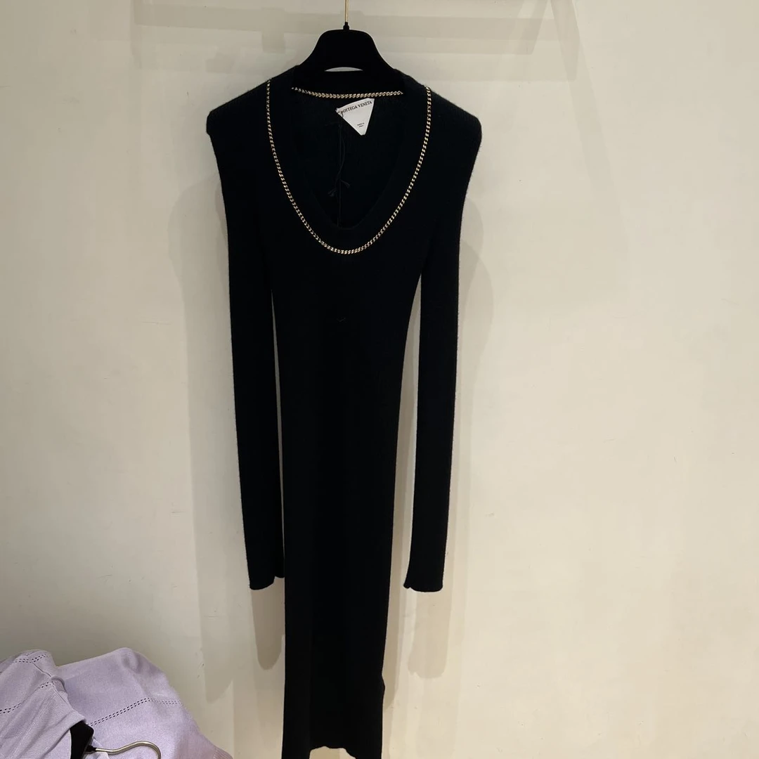 全新未使用 BOTTEGA VENETA/葆蝶家 纯山羊绒黑色针织连衣裙