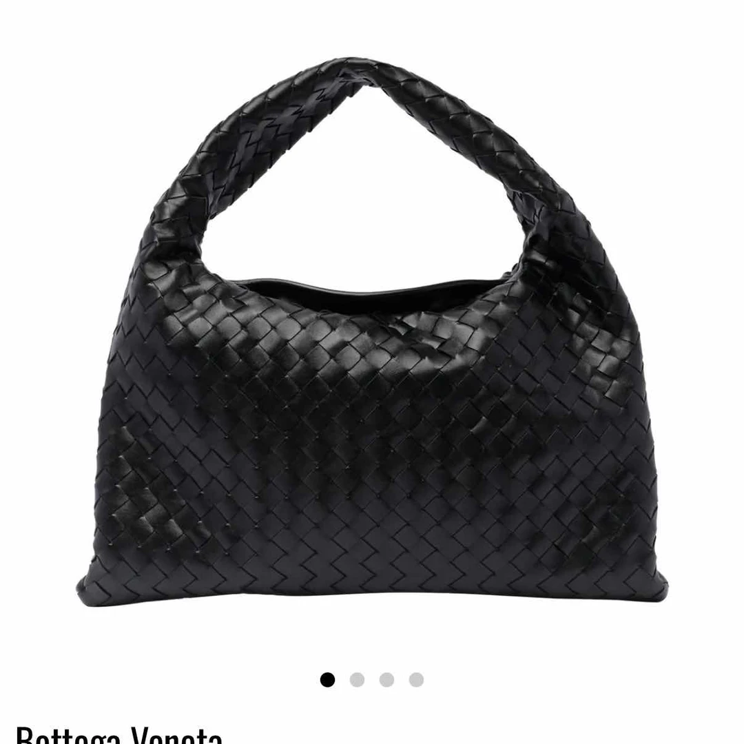 全新未使用 BOTTEGA VENETA/葆蝶家 小号hop 小牛皮手提包