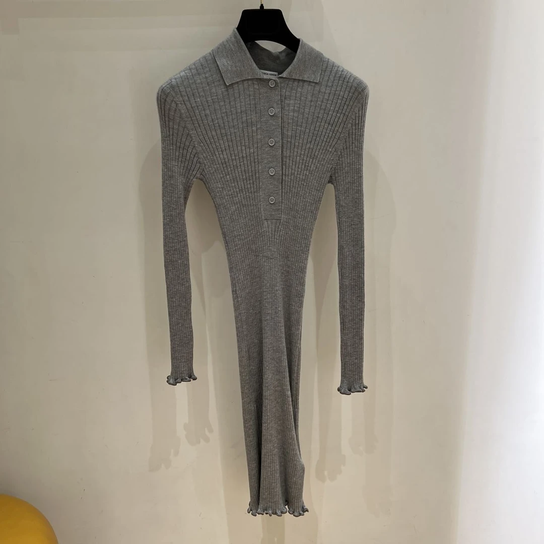 全新未使用 BOTTEGA VENETA/葆蝶家 灰色条纹修身连衣裙