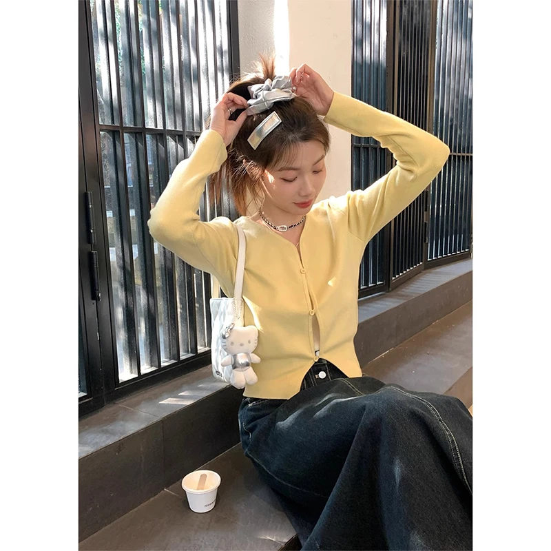 韩版修身奶黄色针织开衫女春季新款长袖百搭薄款显瘦简约毛衣外套