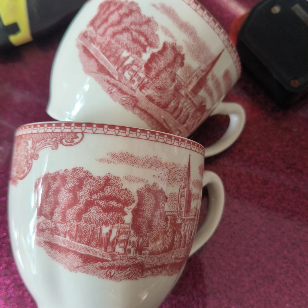 红堡咖啡杯！两个