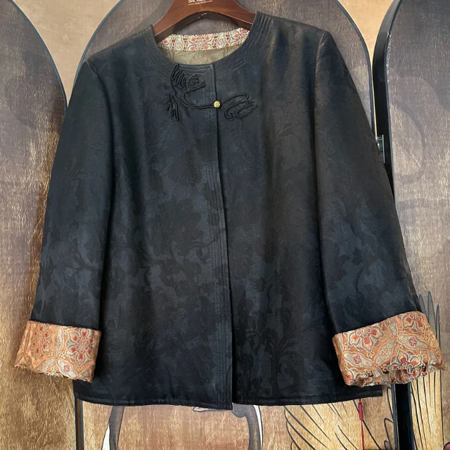 芹 新中式风桑蚕丝 香云纱黑色棉服外套 114245 L