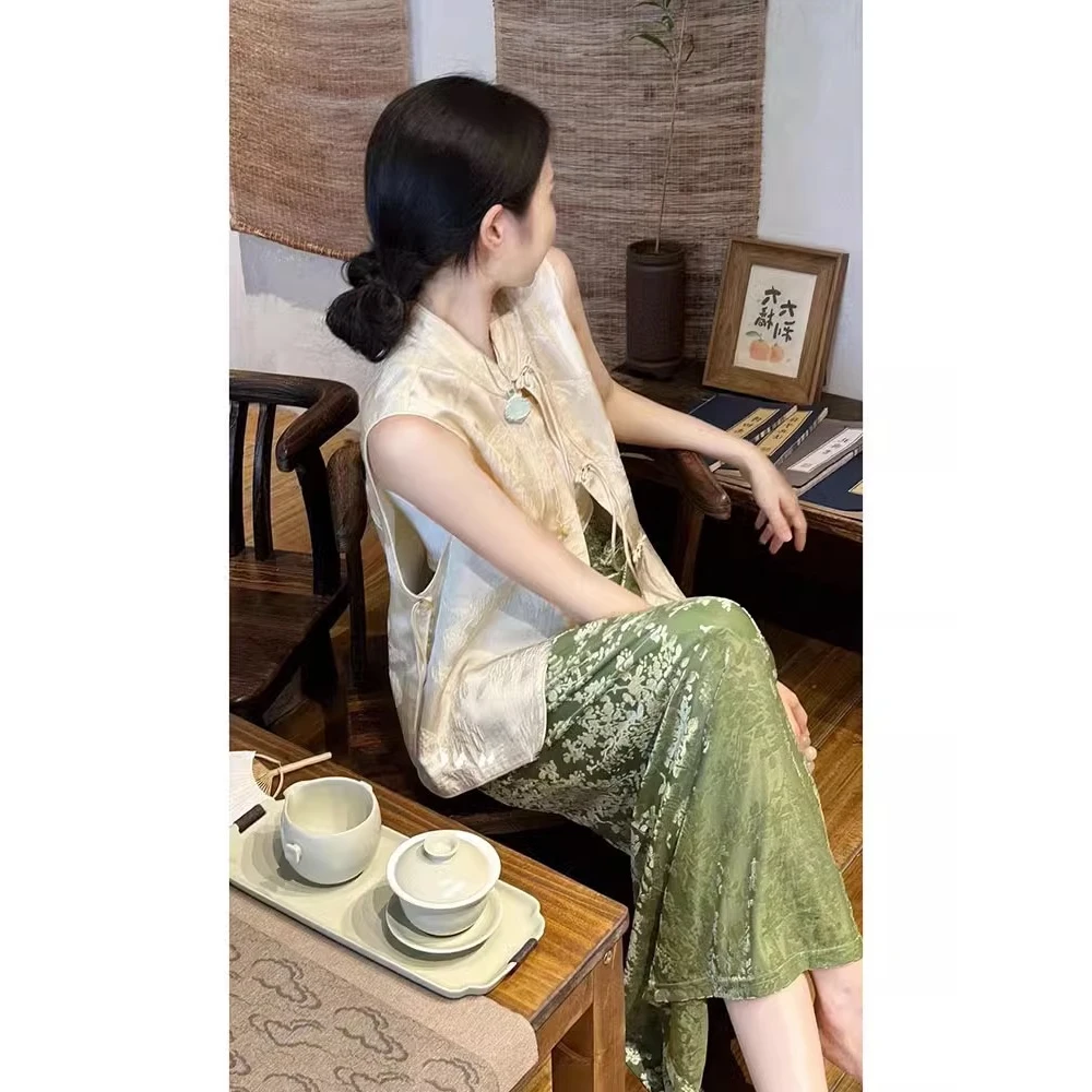 新中式国风女装马甲套装轻奢高级感今年流行爆款绿色半身裙两件套