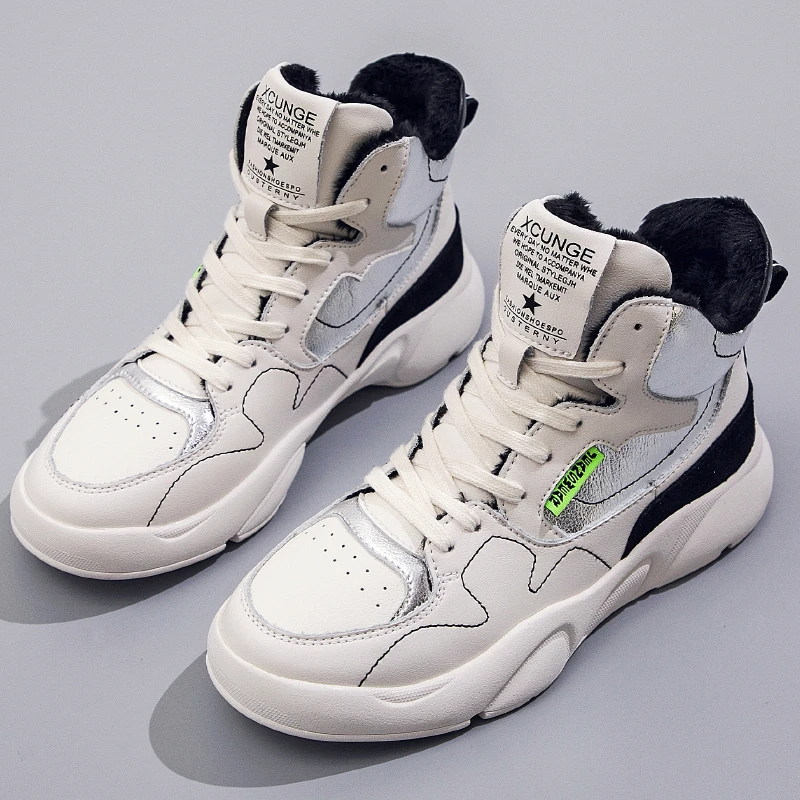 网红平底高帮鞋女2020秋冬款棉鞋加绒百搭英伦风厚底休闲小白鞋女