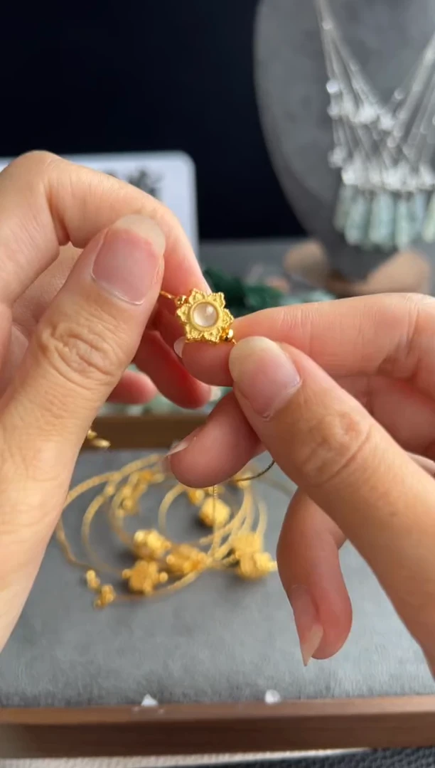 【闪购商品】翡翠手链银S925镶嵌A5多样性发一买断