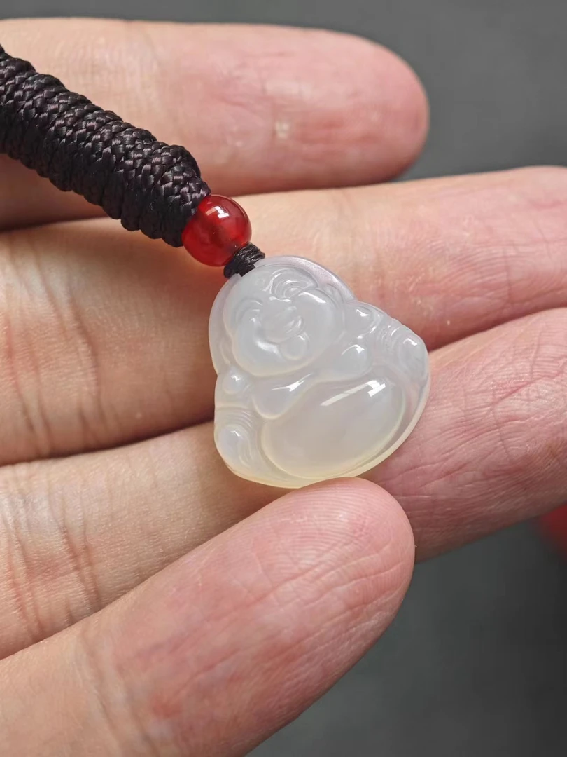 质地冰透玉髓佛公