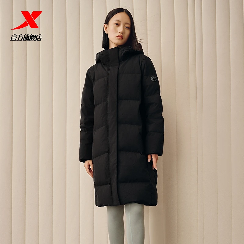 特步羽绒服女2023冬季新款鸭绒保暖防风运动外套长款纯色加厚上衣