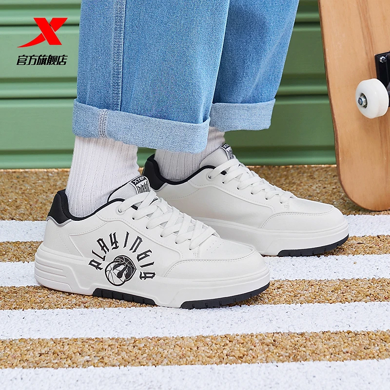 特步千层饼系列板鞋男款厚底增高舒适百搭保暖休闲鞋976119310041