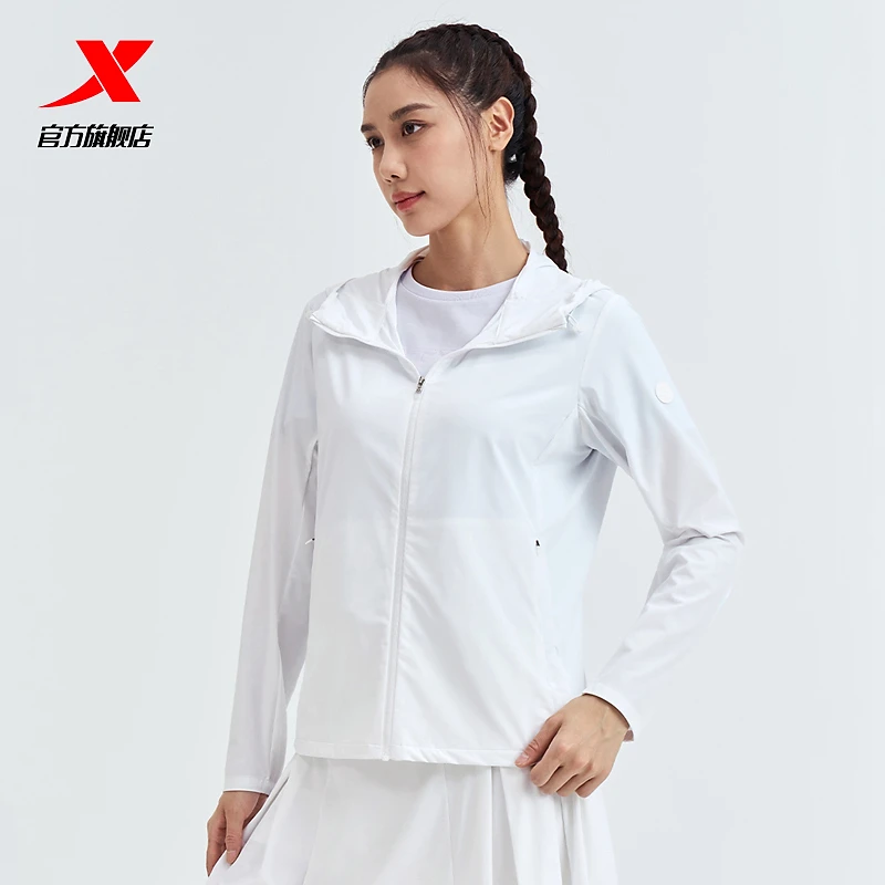 特步基础训练-畅爽热炼单抗UV秋季风衣速干外套女款976228140160