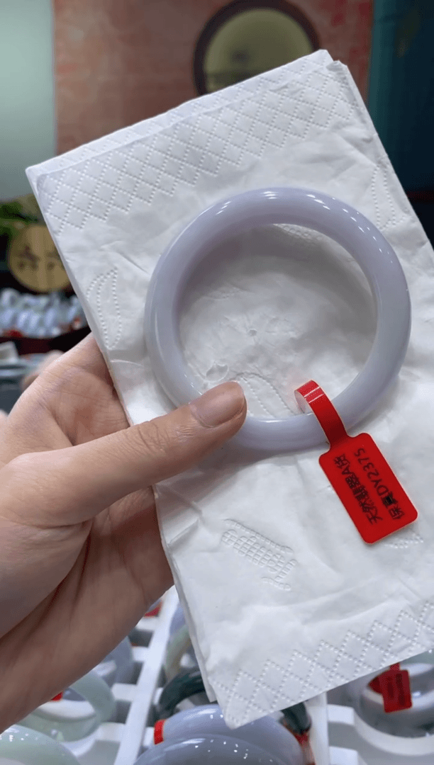 【闪购商品】翡翠手镯未镶嵌多人01125