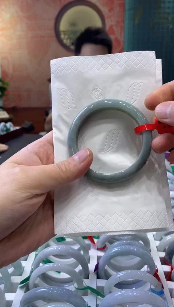 【闪购商品】翡翠手镯未镶嵌00012012