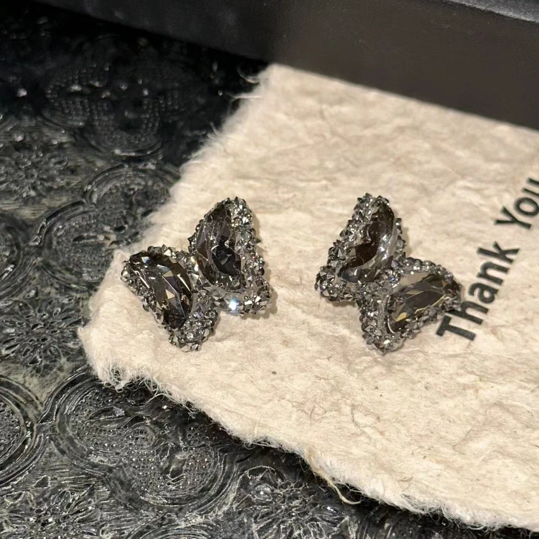 铜合金耳饰 黑色蝴蝶气质简约耳饰-0538