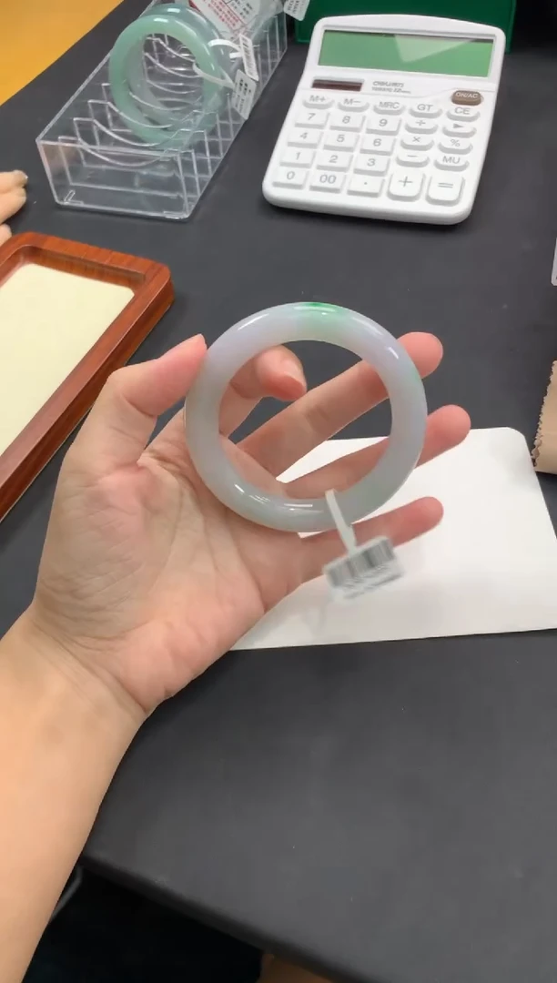 【闪购商品】翡翠手镯未镶嵌06090140009
