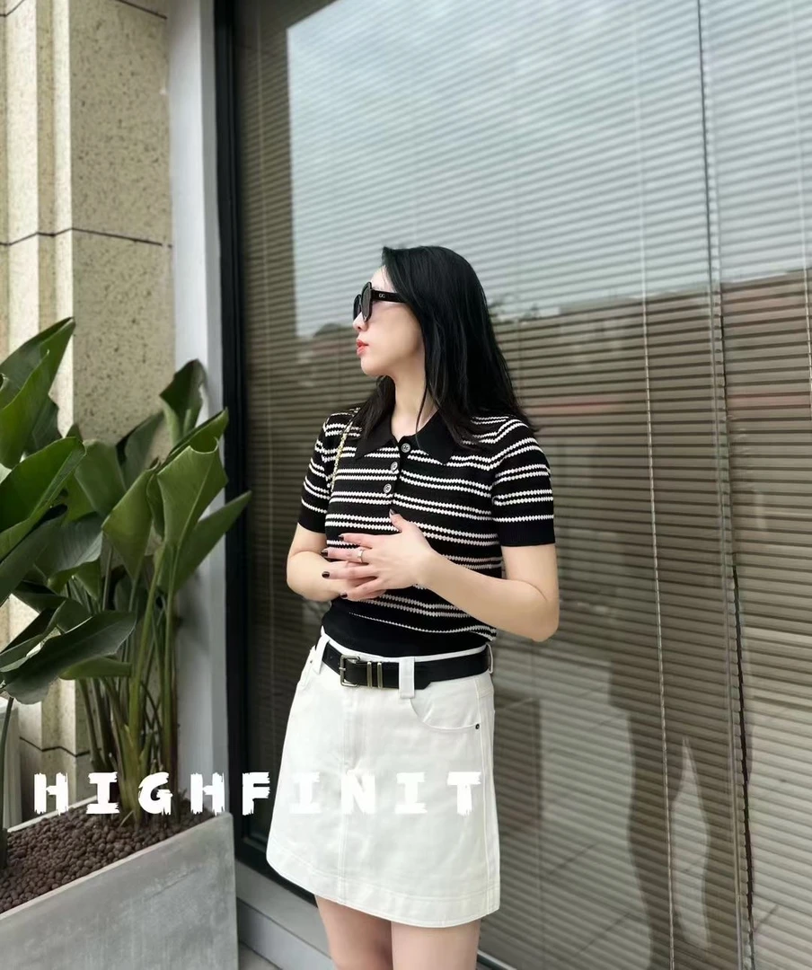显瘦polo时尚休闲百搭黑白条纹上衣