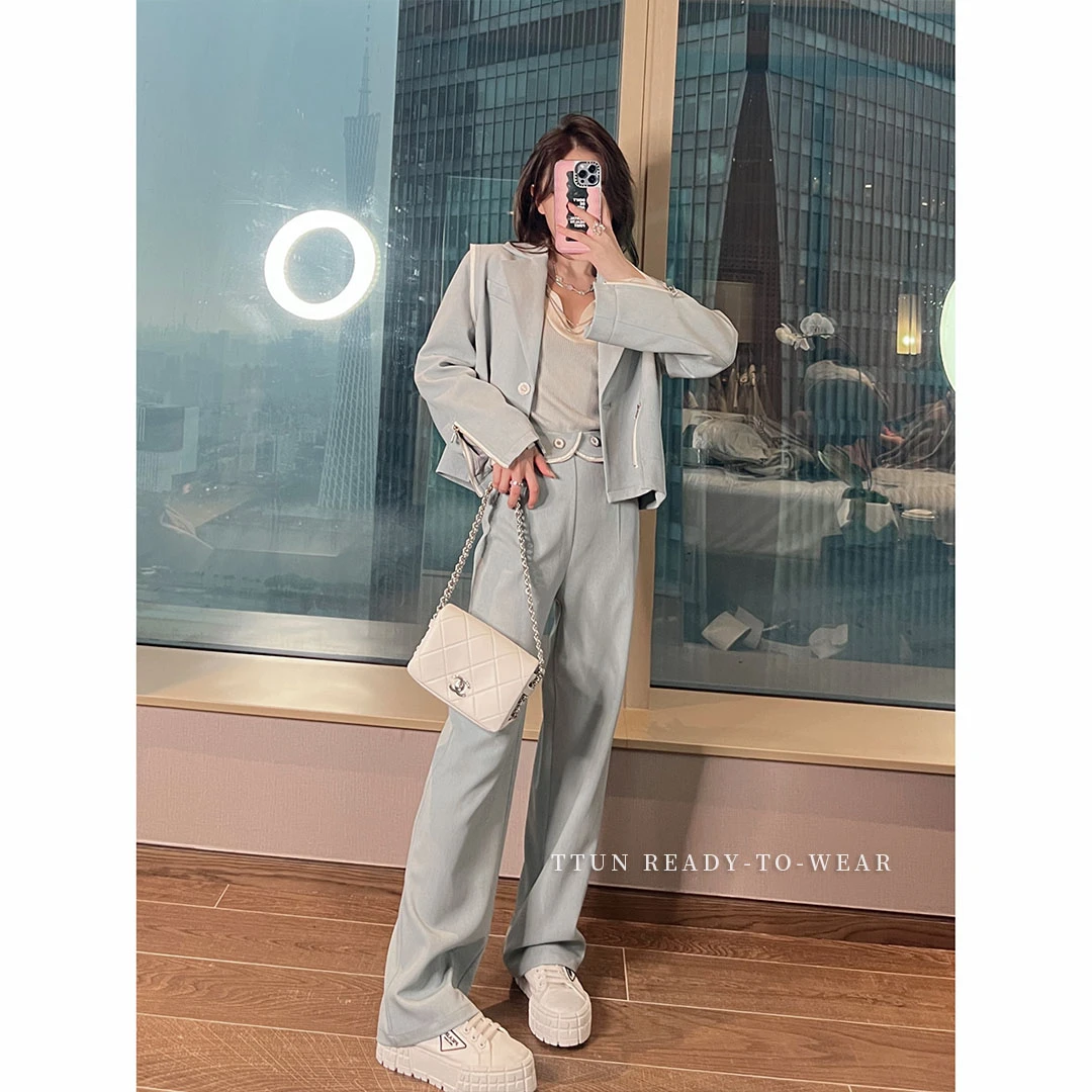 吞金兽内购会【颜里盐气 】不费力时髦 设计感休闲显瘦西装套装女