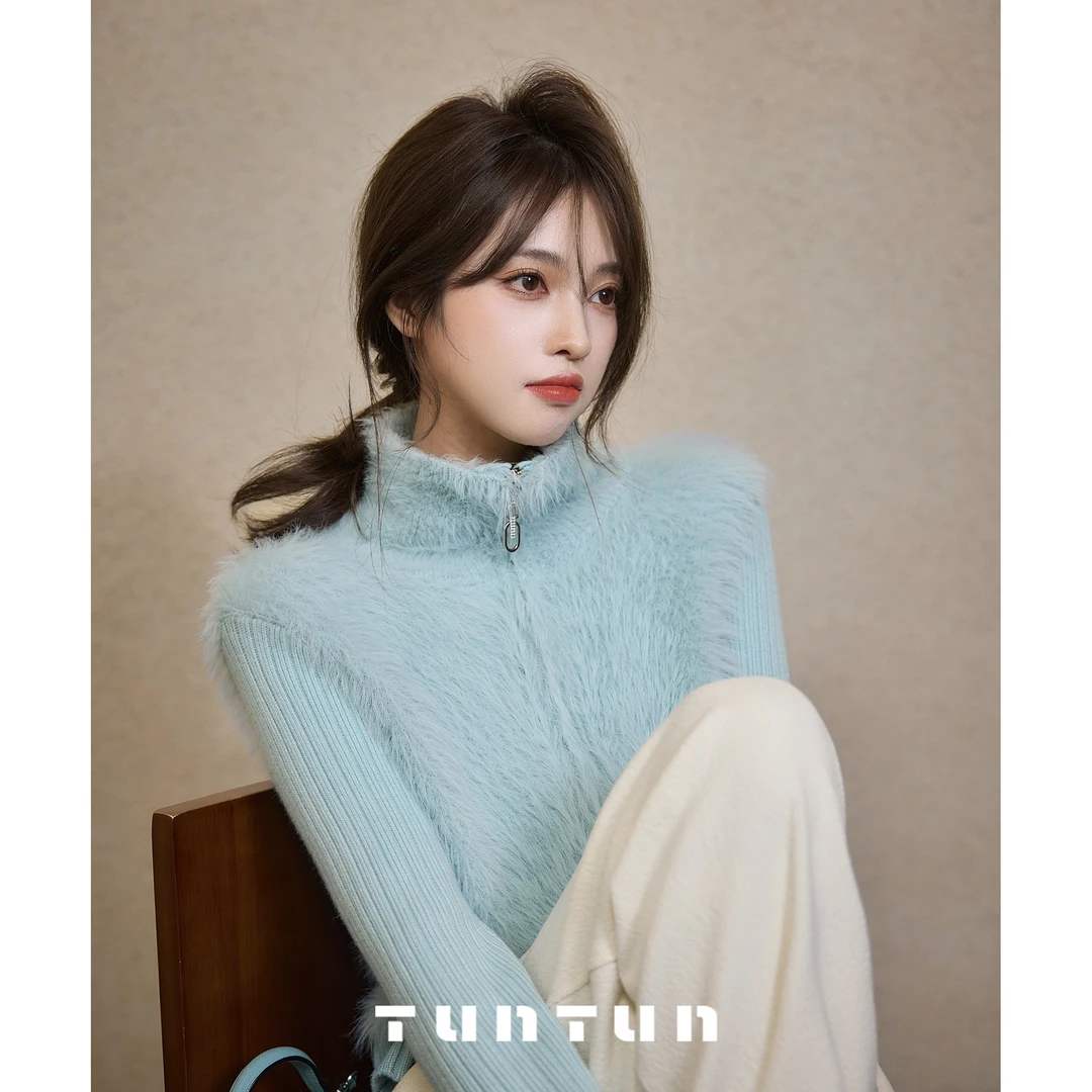 吞吞TUNT【卷耳兔 水蓝】嫩嘟嘟 毛毛拼接拉链高领毛衣