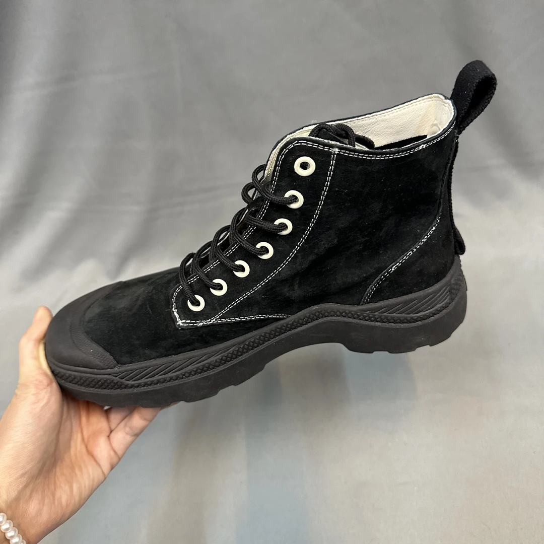 福利款女款马丁靴黑色百搭经典软底舒适系带厚底微瑕