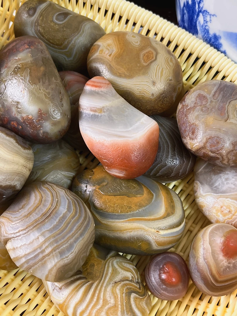 南京六合，仪征青山，月塘雨花石矿区源头供货！