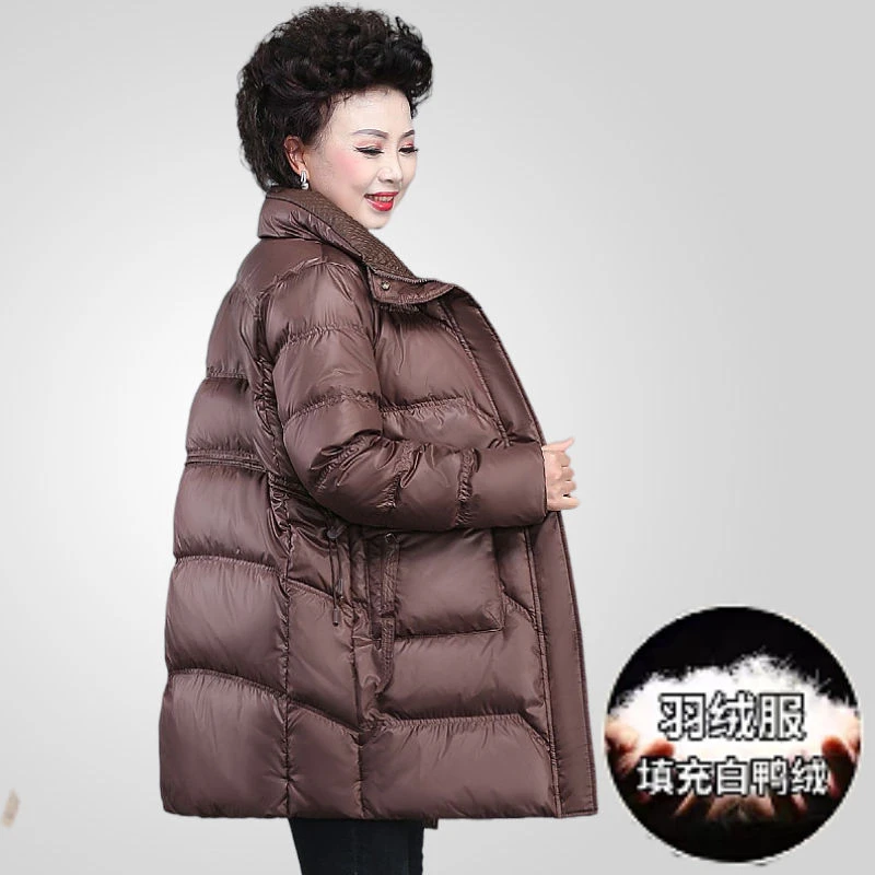 雅鹿秋冬雅鹿中年妈妈冬装时尚羽绒服2024冬天新款中老年女秋装洋