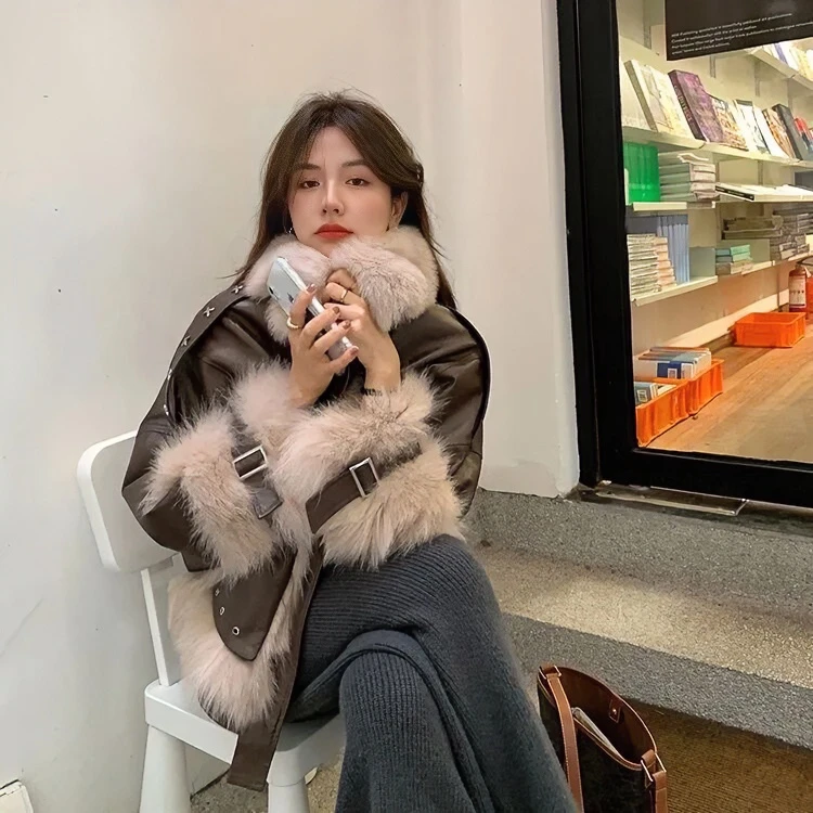 2025加厚皮衣网红拼接仿狐狸毛派克服气质名媛短款秋冬一体外套女