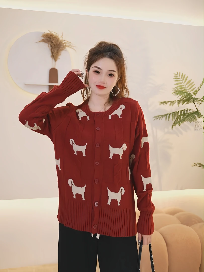 梦丞-大码女装宽松显瘦百搭遮肉冬季百搭减龄小狗刺绣毛针织开衫
