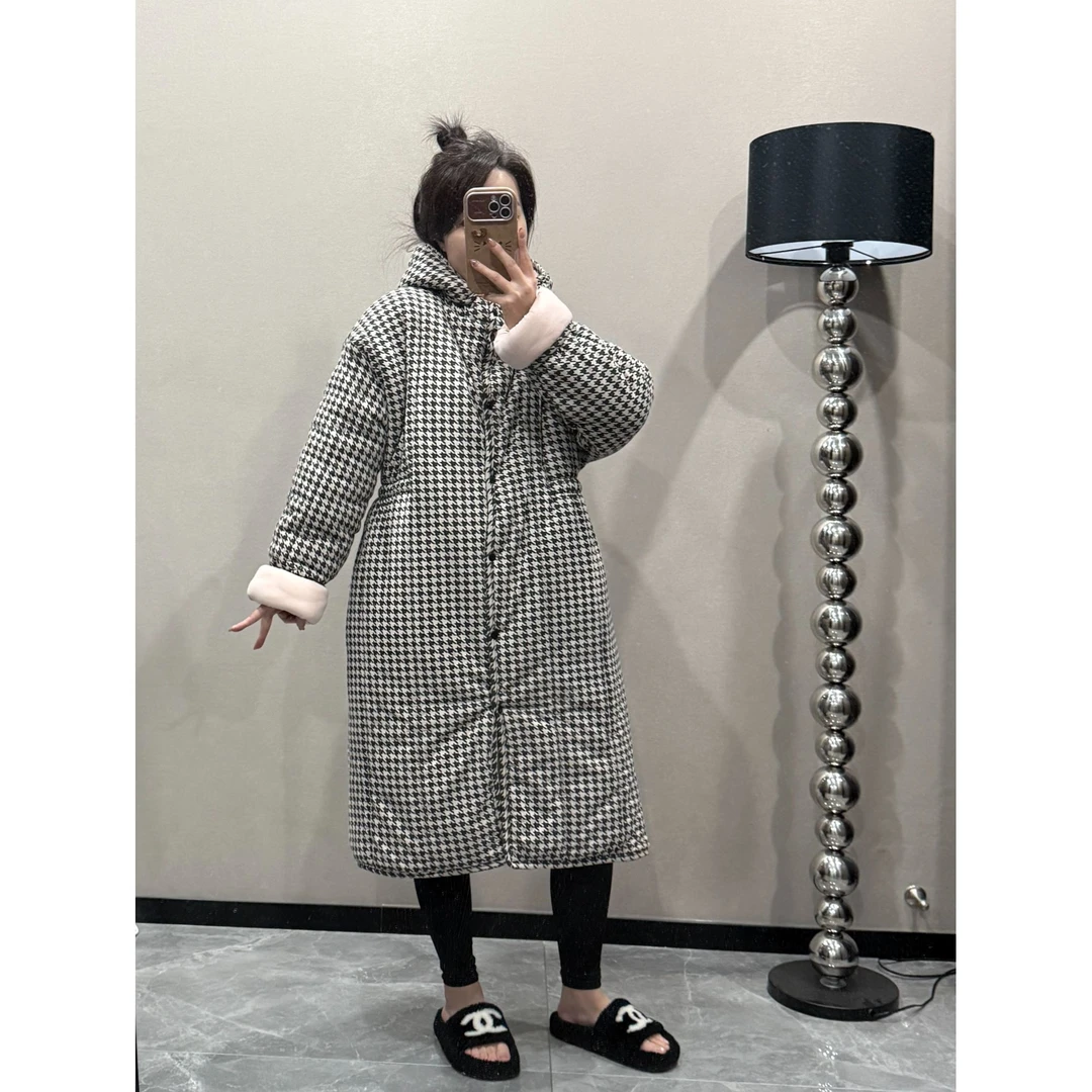 2024年新款新疆棉黑白千鸟格家居服爆款女士宽松舒适带帽款