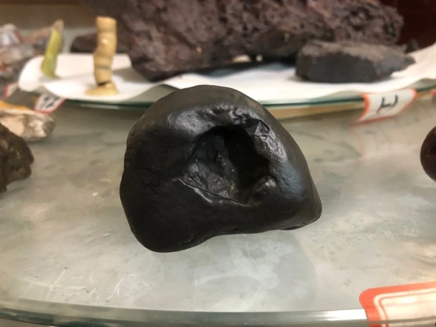 开心美石原石摆件手玩