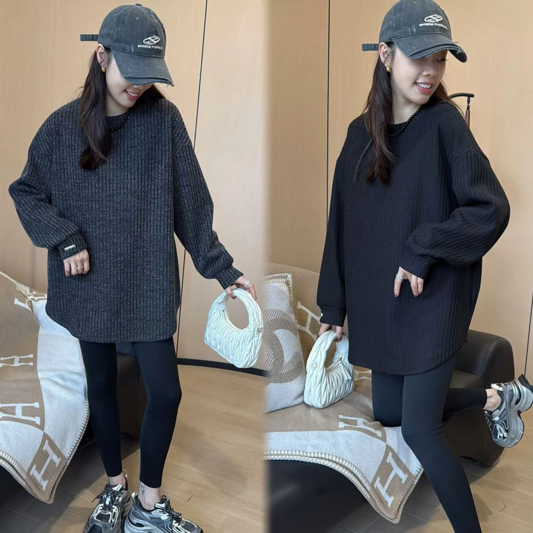 二姐的宝藏冬季简约休闲坑条纹袖口贴标纯色长袖圆领上衣#24414