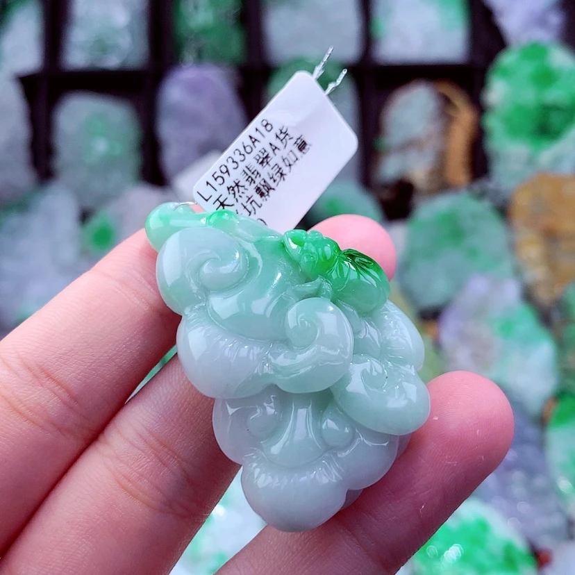 【闪购商品】翡翠颈饰未镶嵌挂件