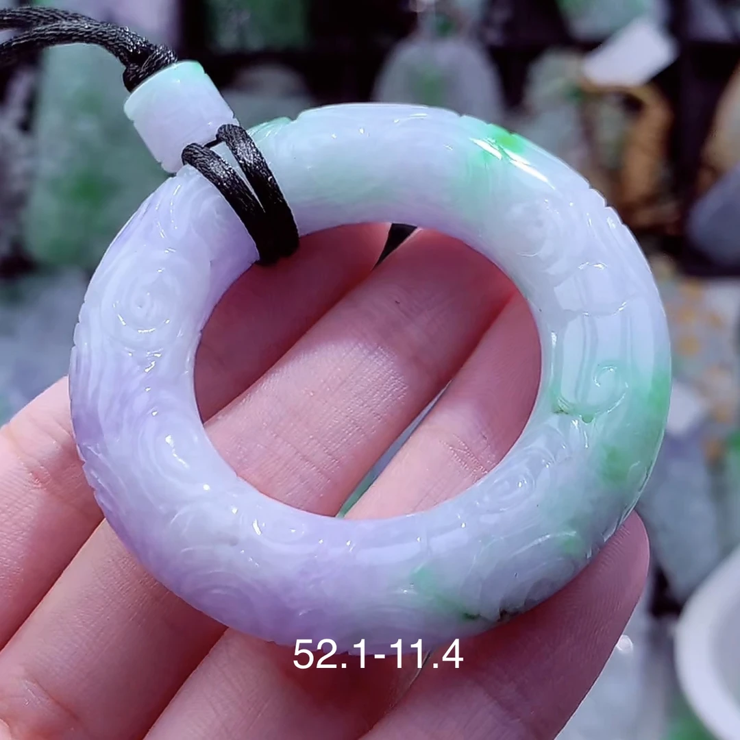 天然A货翡翠春彩复古甜甜圈吊坠