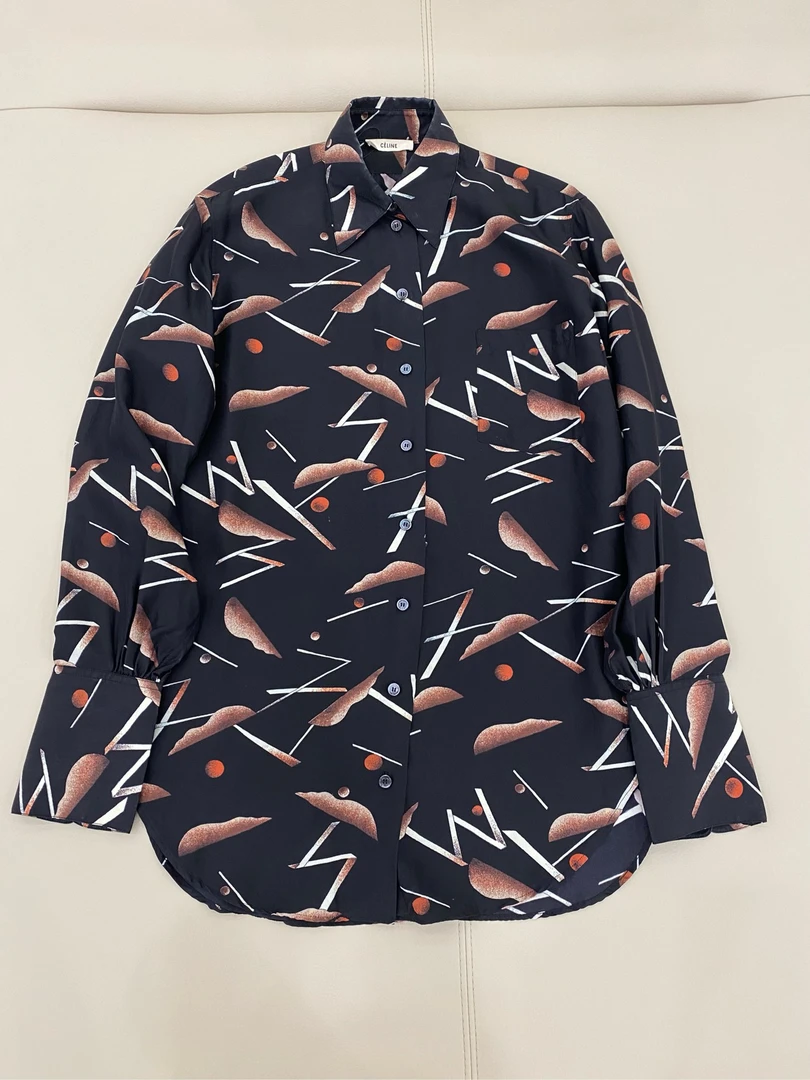 95新 Celine/思琳 Celine 真丝衬衫 黑色做旧图案 36码