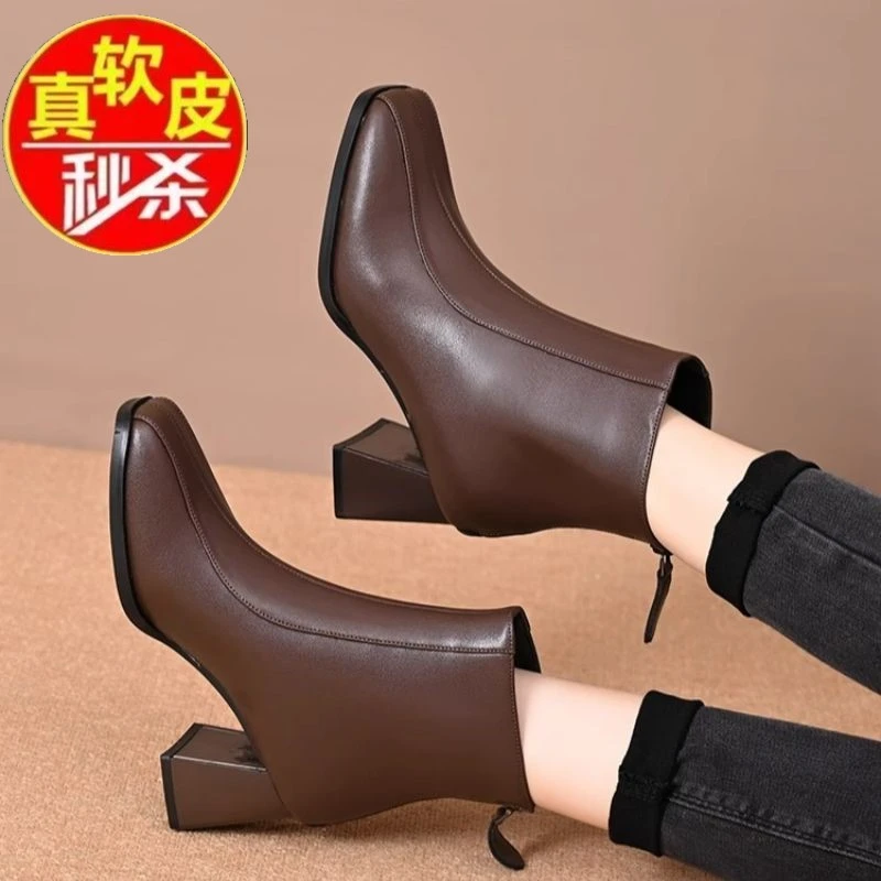 品牌断码真软皮方头高跟短靴女秋冬加绒粗跟马丁靴新款中跟瘦瘦靴