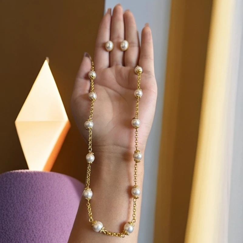 非金属亚克力项链 新款两件套做工非常精致戴起来很好看