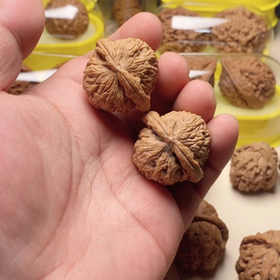 【闪购商品】文玩核桃吊坠焦*