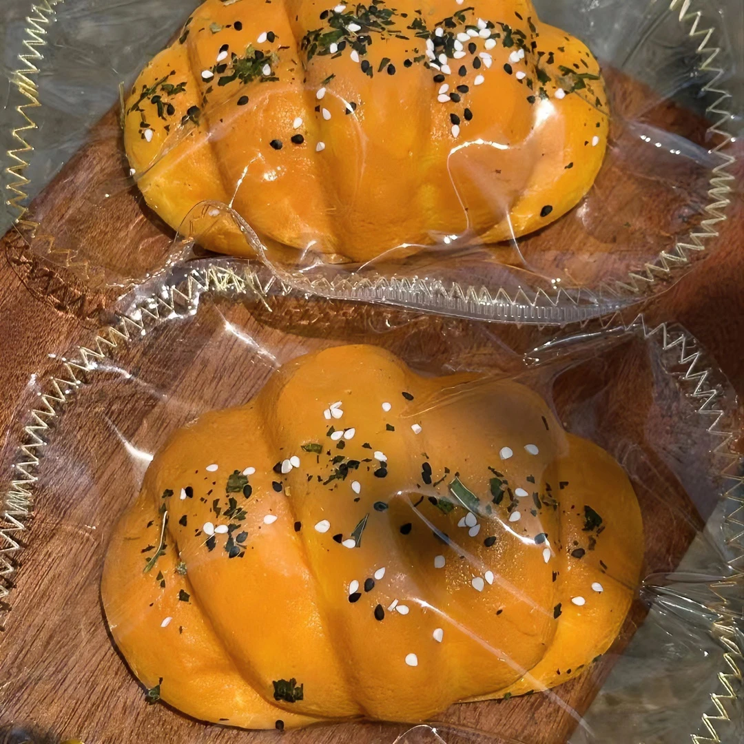 蒜香猪仔包泥感  食品级硅胶手工DIY仿真捏捏乐 解压玩具默认微瑕