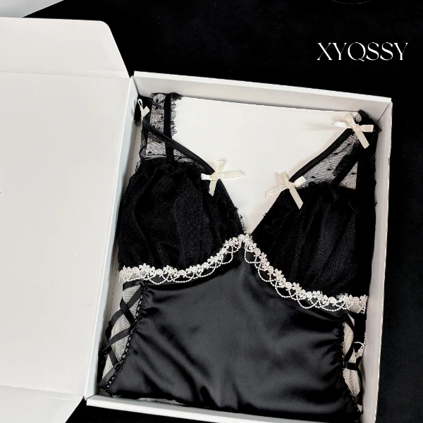 夜嫣新款性感纯欲风蕾丝睡衣女带胸垫冰丝高级感吊带轻奢黑色睡裙