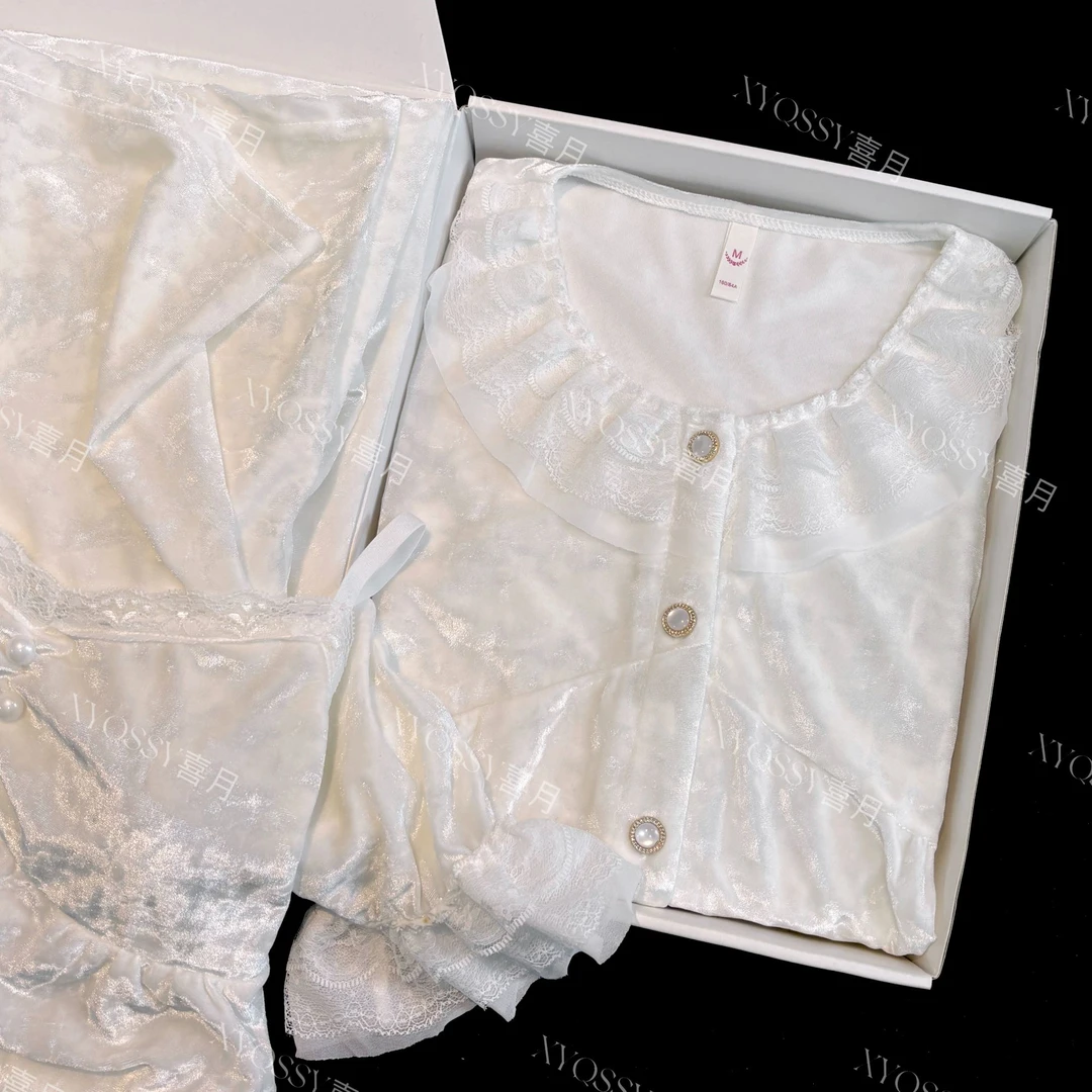 贝儿娃娃翻领秋冬轻奢金丝绒法式蕾丝家居服吊带带胸垫可外穿套装