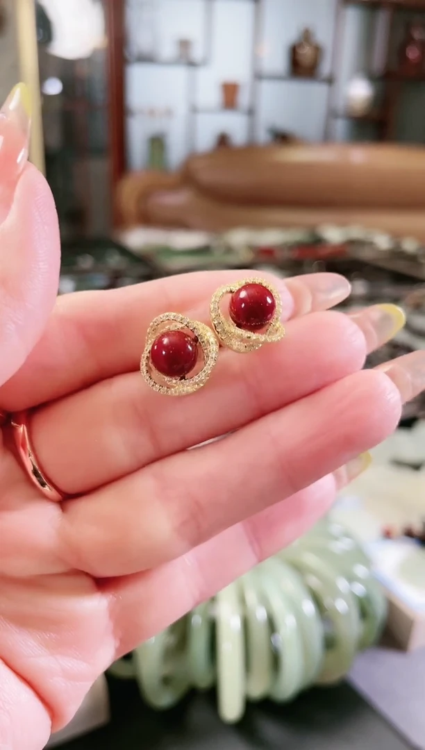 【闪购商品】玛瑙/玉髓朱砂耳钉合金多样性发货