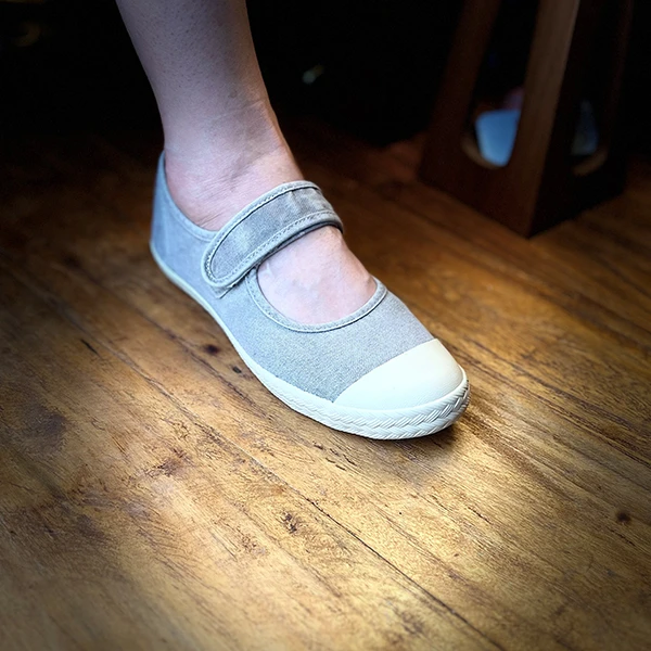 【鹏哥力荐】玛丽珍2024款韩版一脚蹬全棉帆布显瘦透气不臭脚帆布鞋