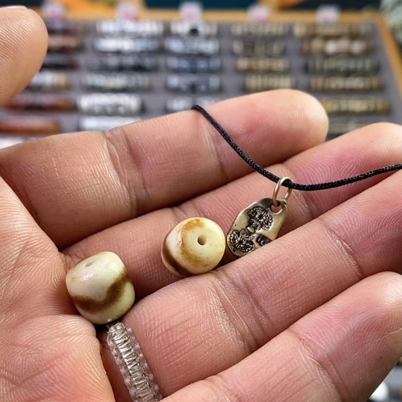 【闪购商品】玛瑙/玉髓单珠未镶嵌小***生