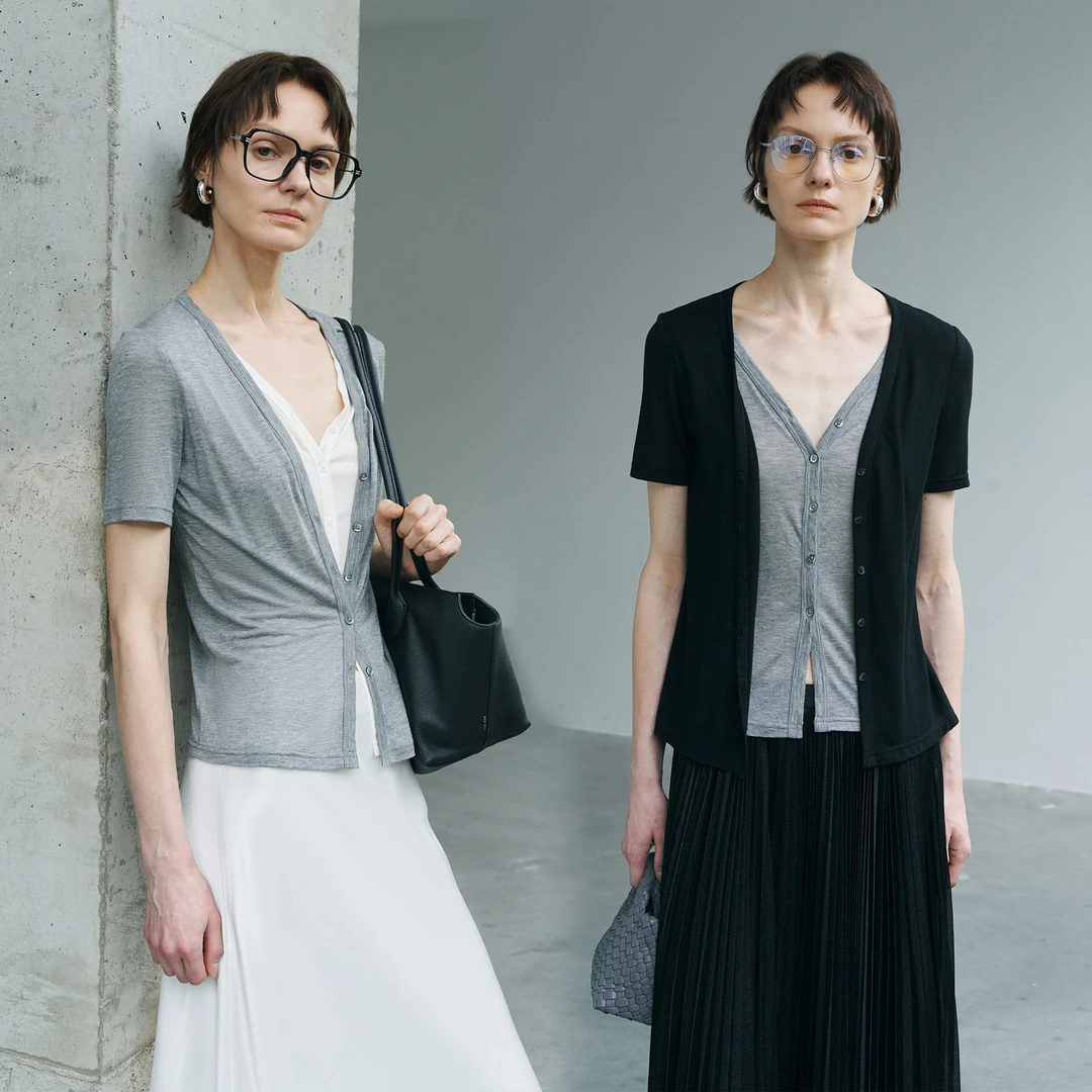 PRE PREWORKS篙阶衣橱 桑蚕丝假两件V领针织短袖开衫上衣