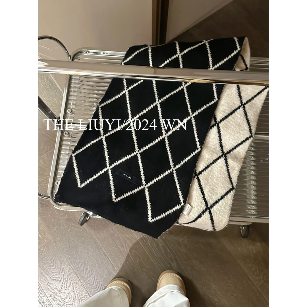 【LIUYI】AB面菱格围巾6820