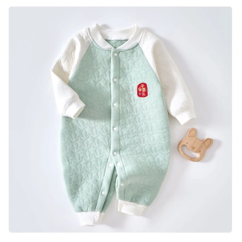 婴儿保暖长袖连体衣春秋中厚爬服哈衣宝宝外出服