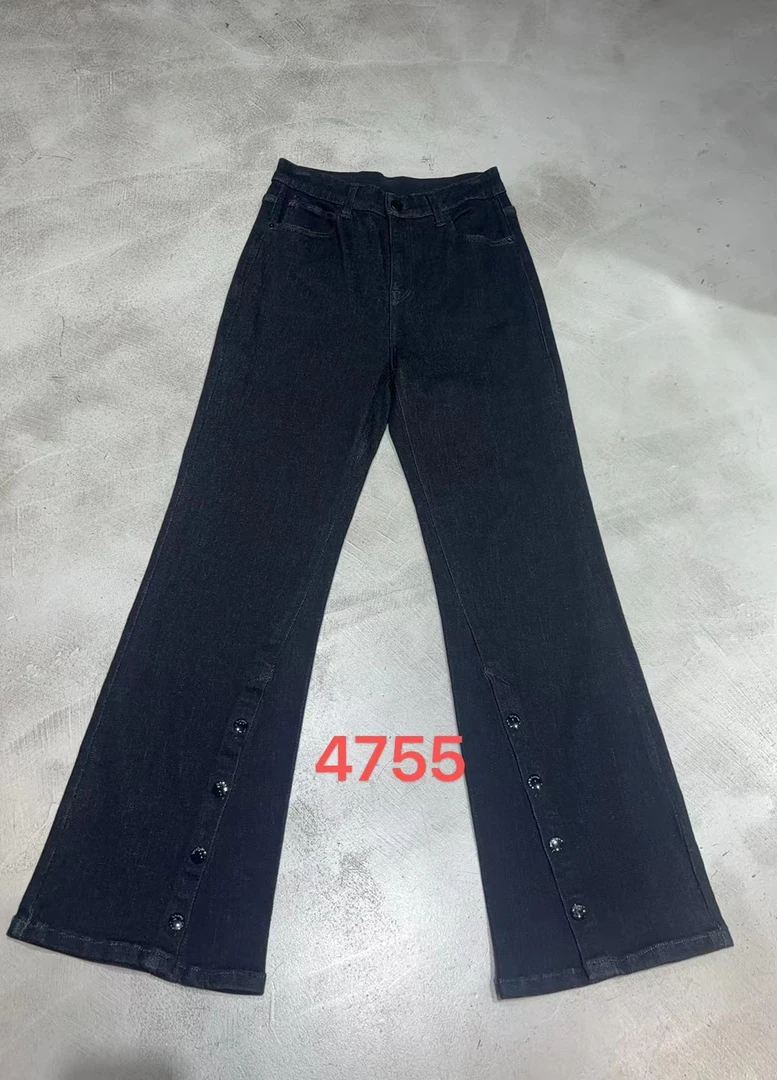 【吴姐定制】4755中腰显瘦微喇裤女宽松牛仔裤